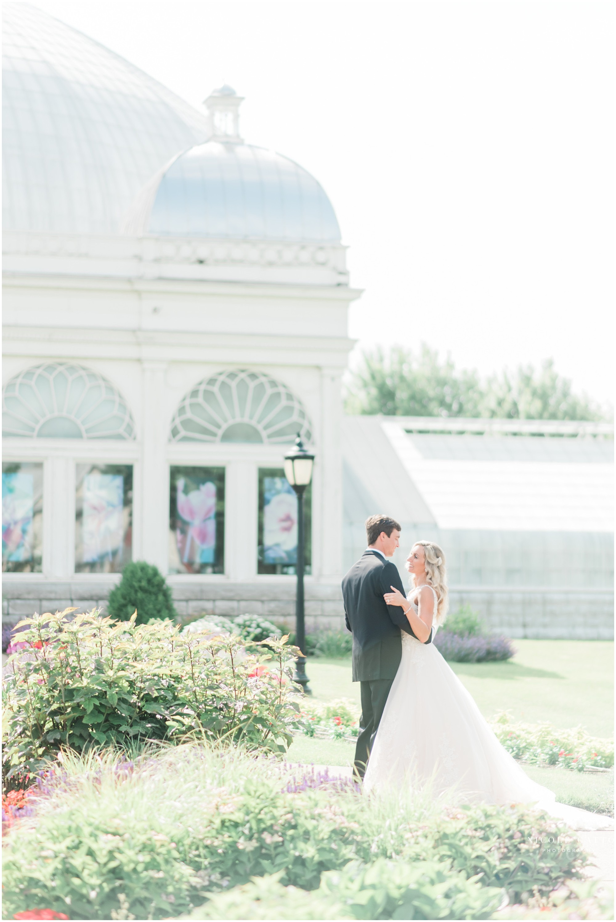 Wedding_at_The_Botanical_Gardens_Buffalo_NY_0091.jpg