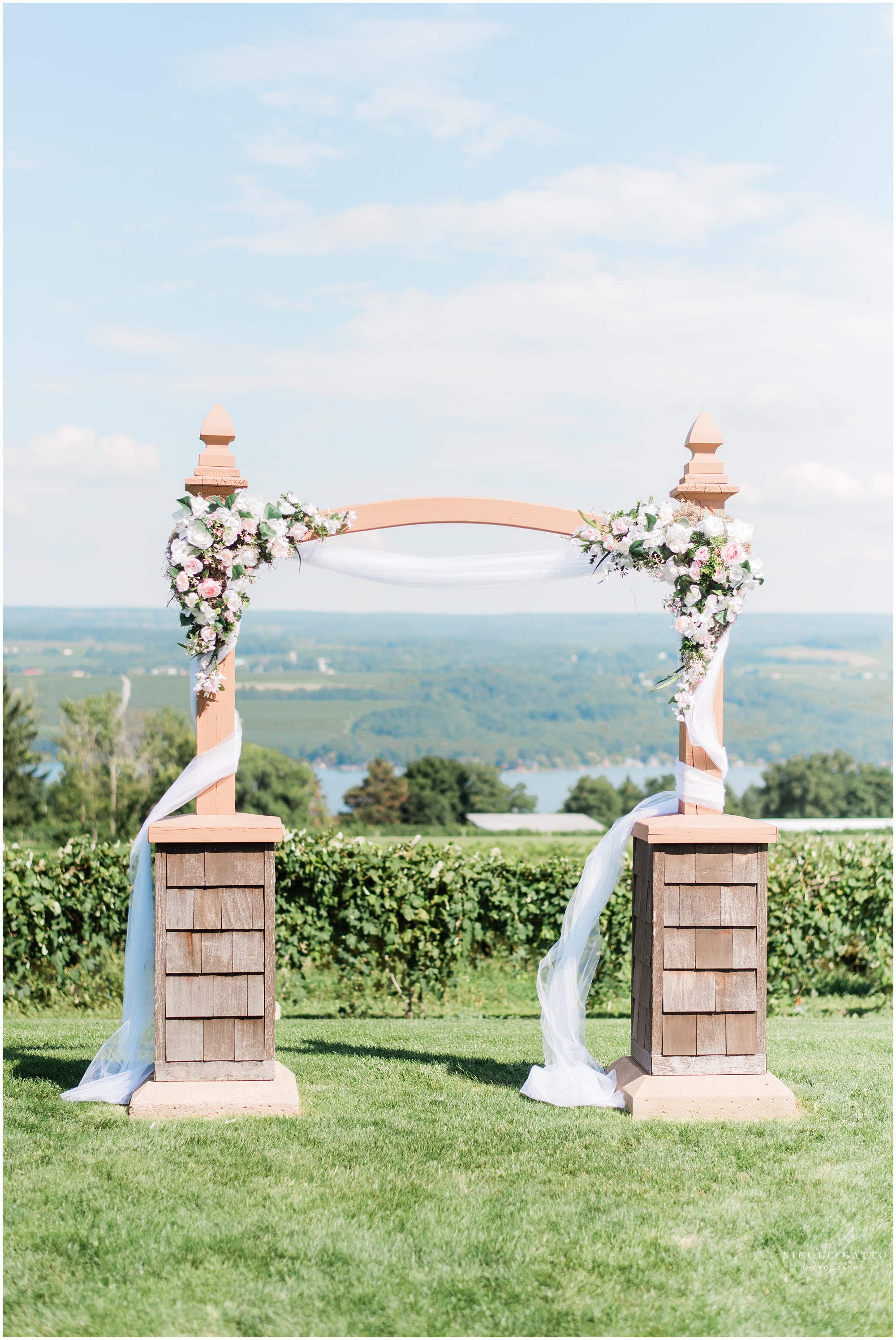 Wedding_at_Glenora_Winery_Fingerlakes_NY_0157.jpg