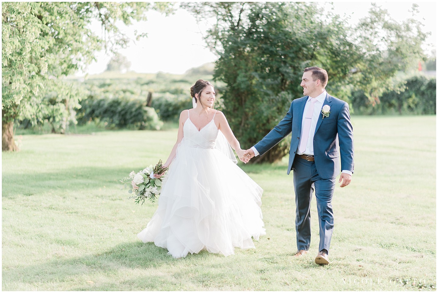 wedding_at_Gelnora_winery_fingerlakes_ny_0189.jpg