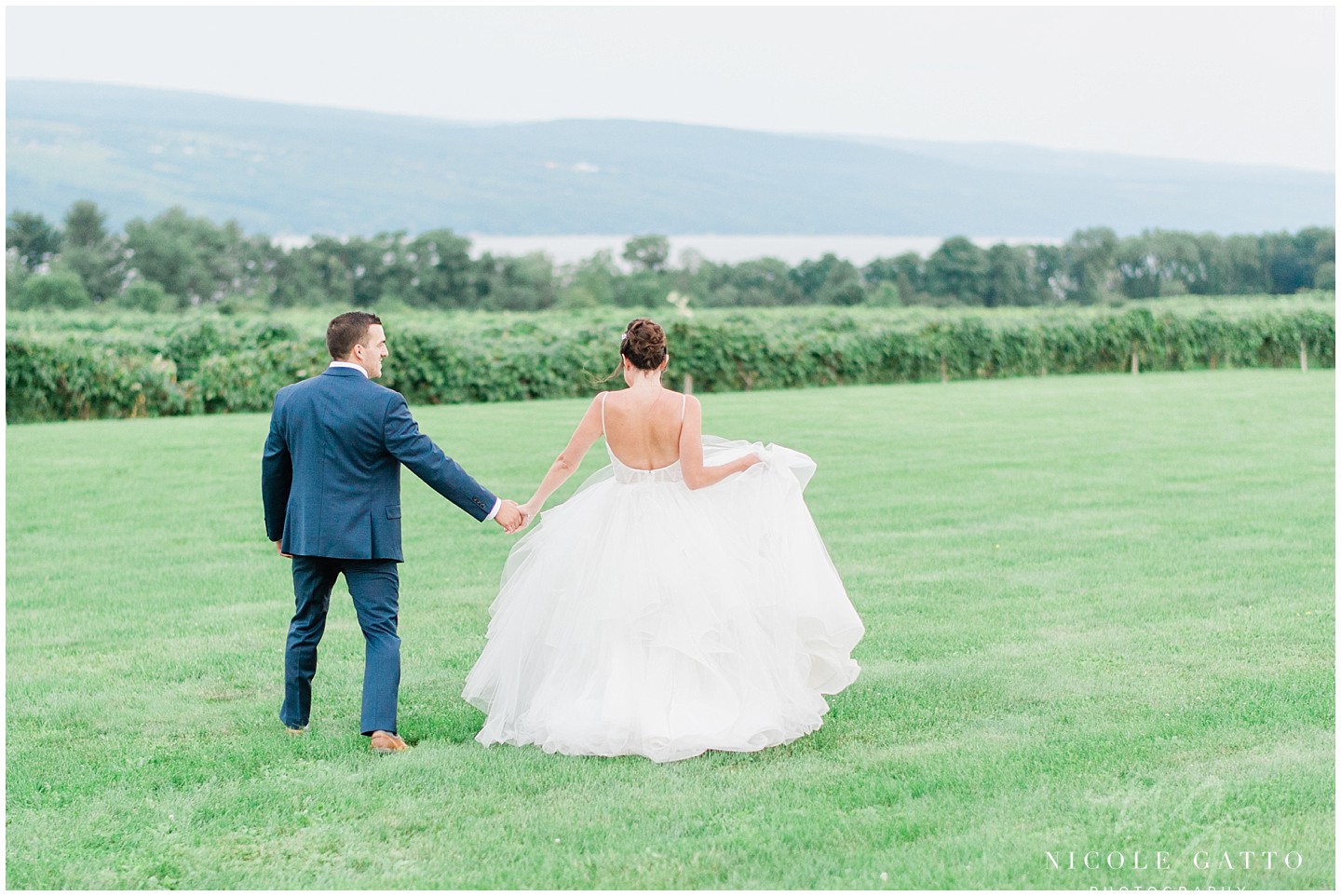 wedding_at_Gelnora_winery_fingerlakes_ny_0193.jpg