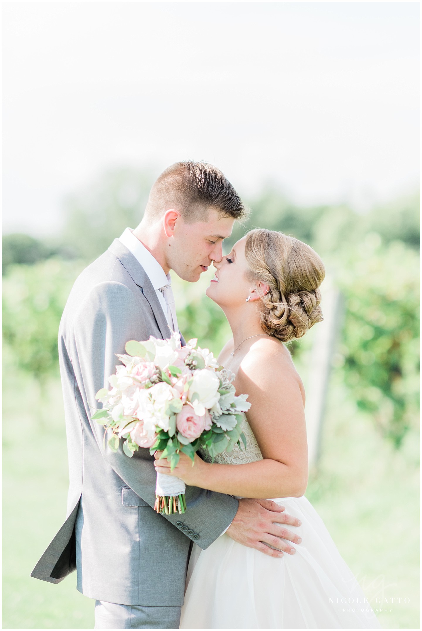 Ventosa_Vineyards_wedding_fingerlakes_NY_0221.jpg