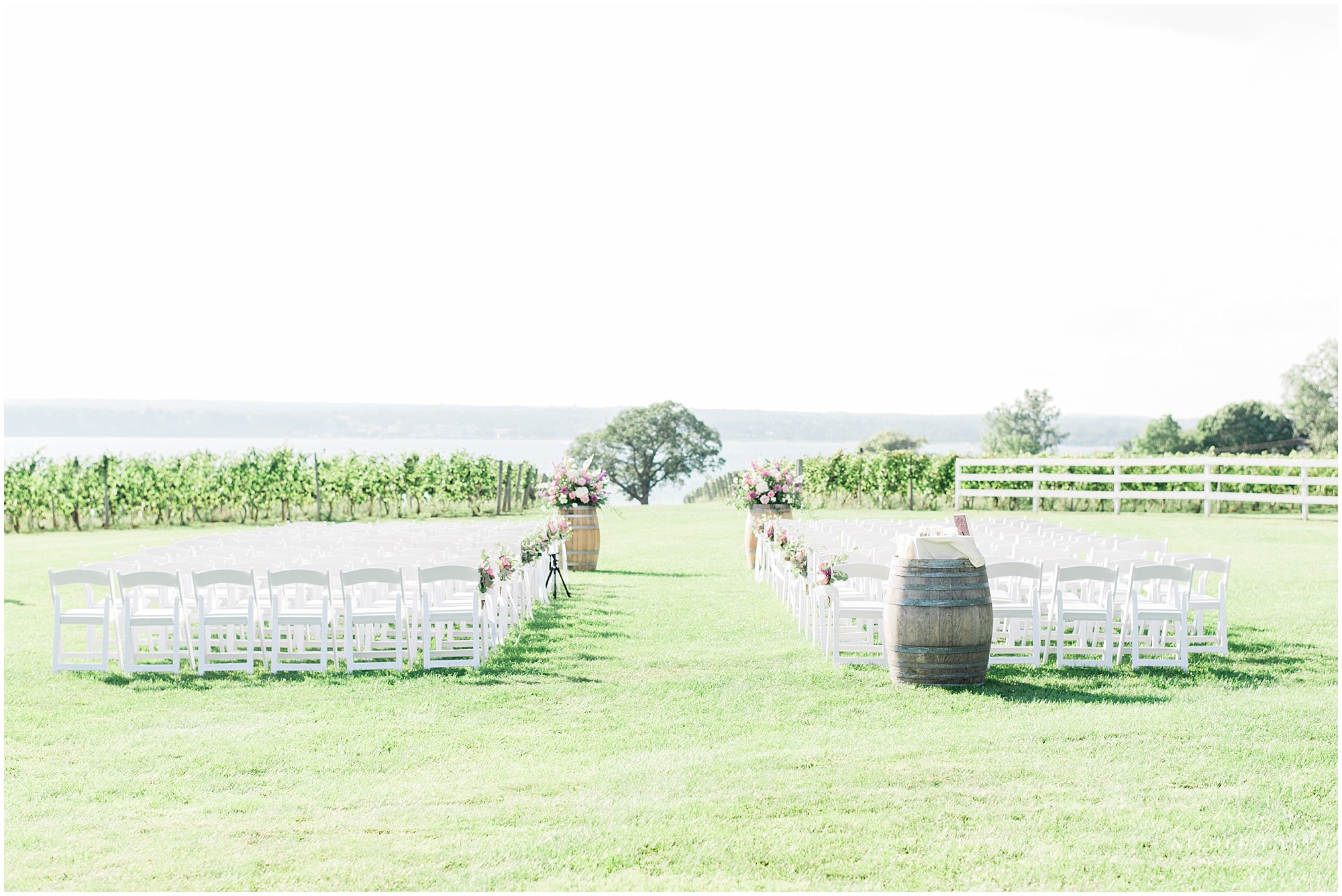 Ventosa_Vineyards_wedding_fingerlakes_NY_0240.jpg