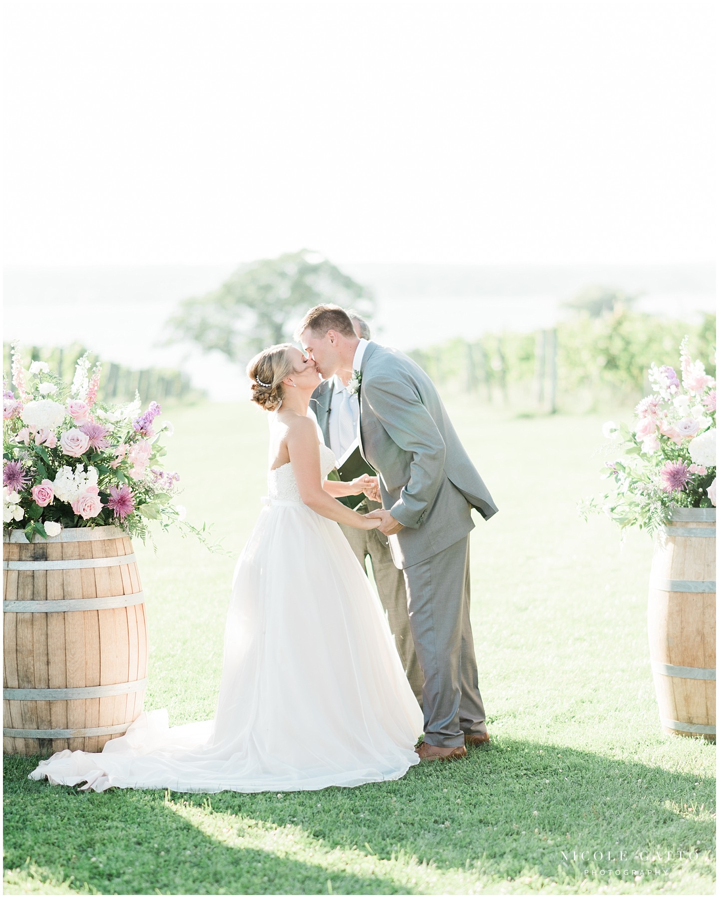 Ventosa_Vineyards_wedding_fingerlakes_NY_0245.jpg