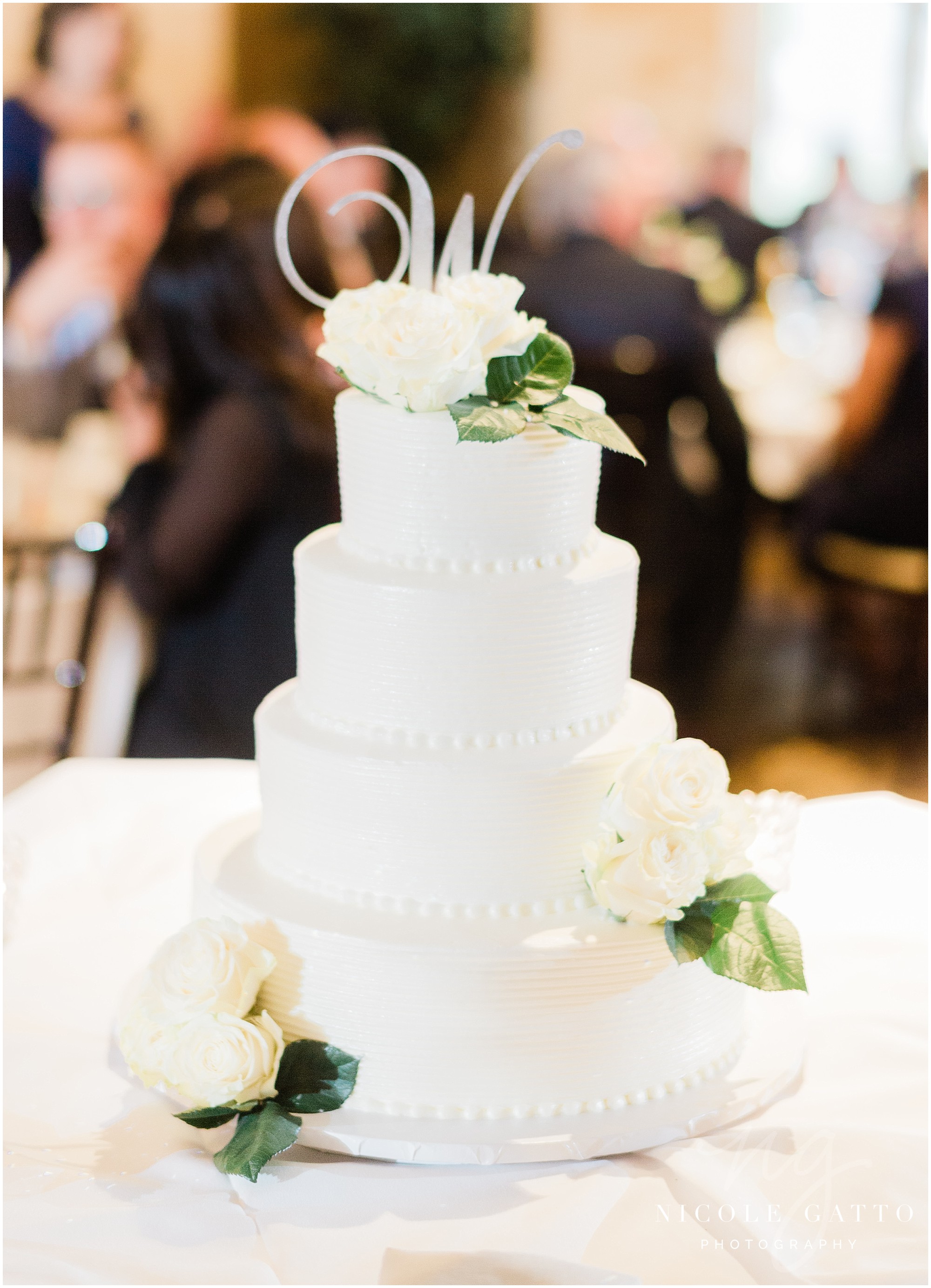 Ohlson's_Bakery_Cafe_Wedding Cake_0042.jpg