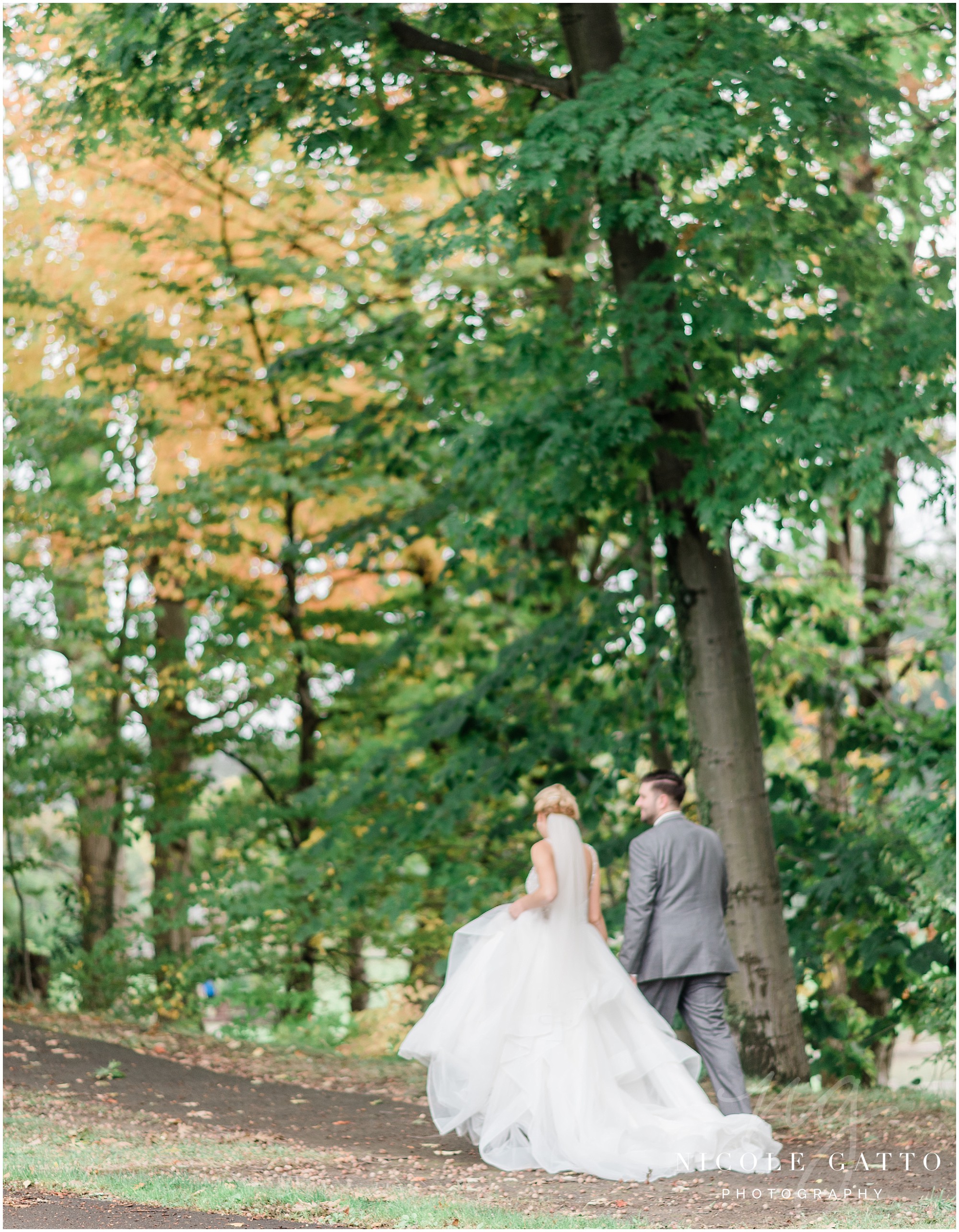 KOTECKI’S GRANDVIEW GROVE WEDDING