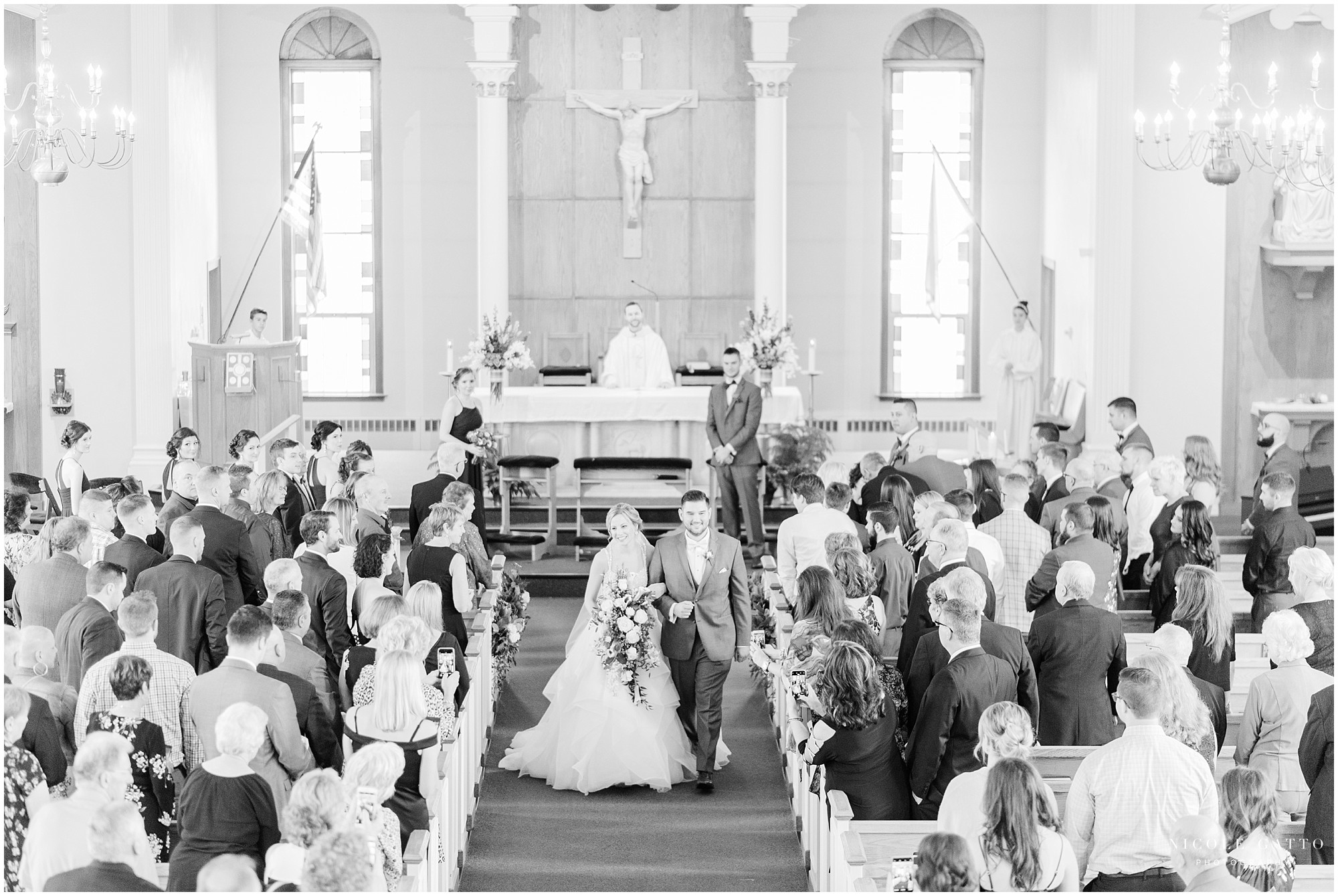 Queen_of_Heaven_Church_Wedding_West_Seneca_0017.jpg