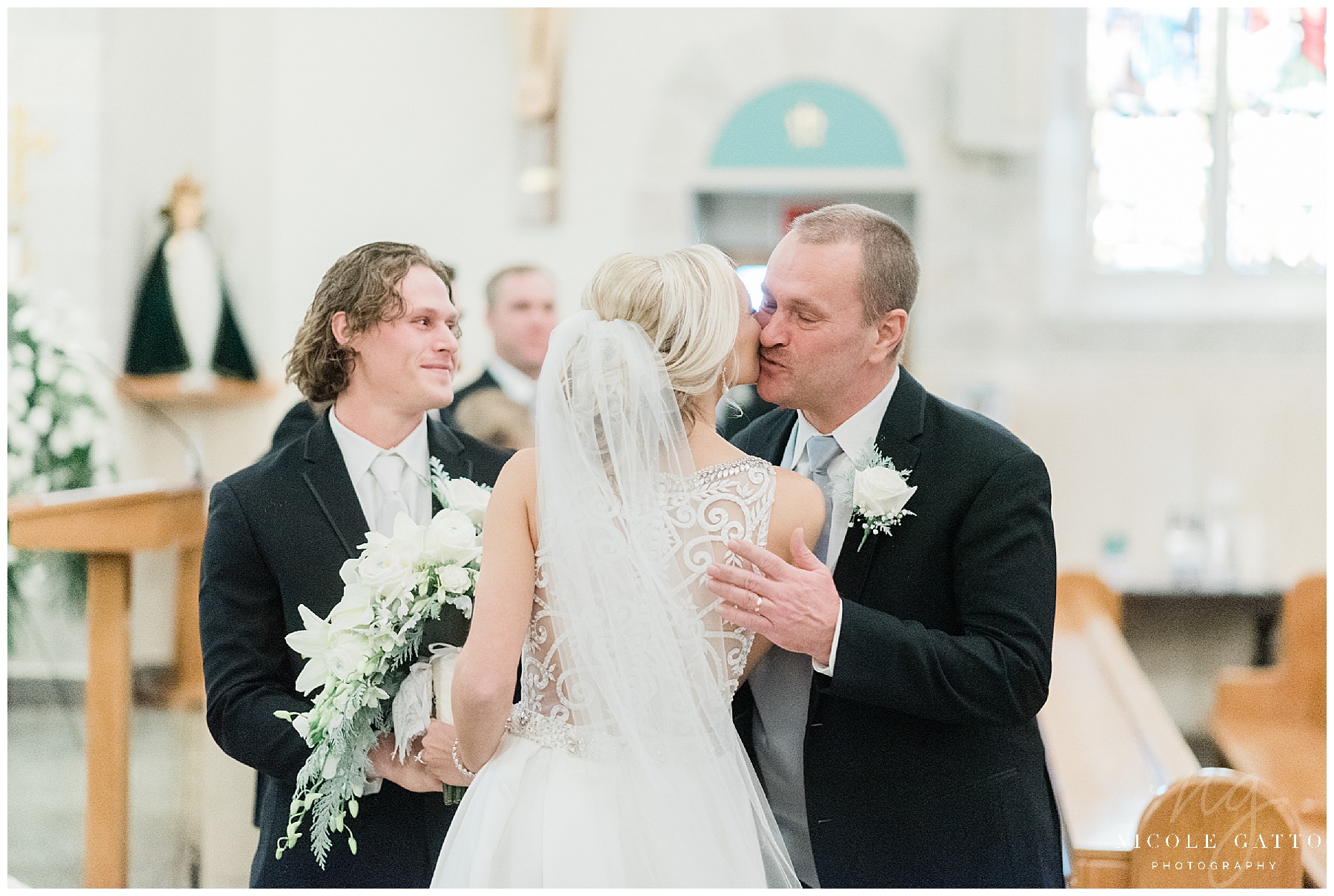 Wedding_at_St_Marys_Of_Cataract_Niagara_Falls_0052.jpg