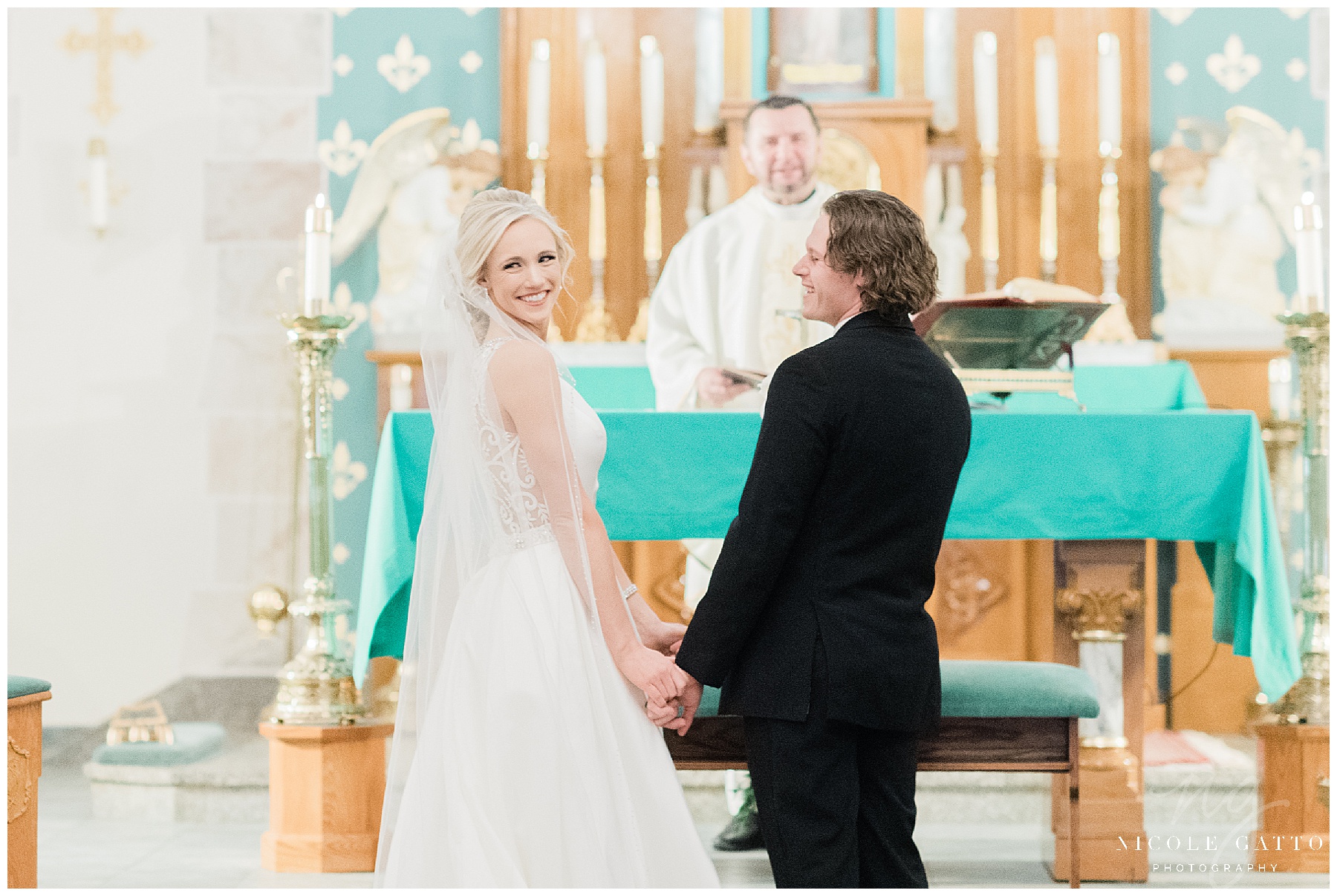 Wedding_at_St_Marys_Of_Cataract_Niagara_Falls_0053.jpg