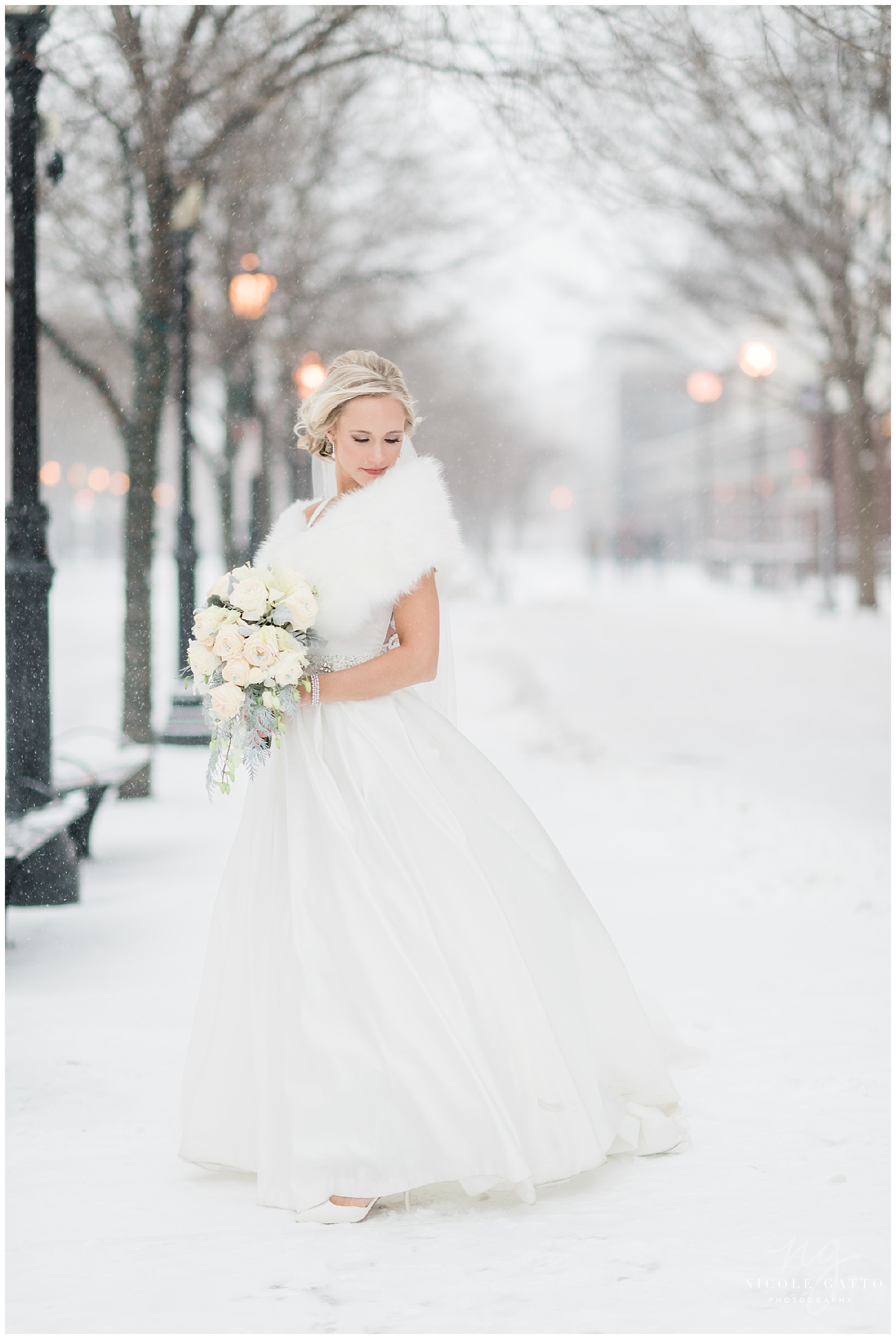 Doubletree in Niagara Falls wedding photos Buffalo Wedding