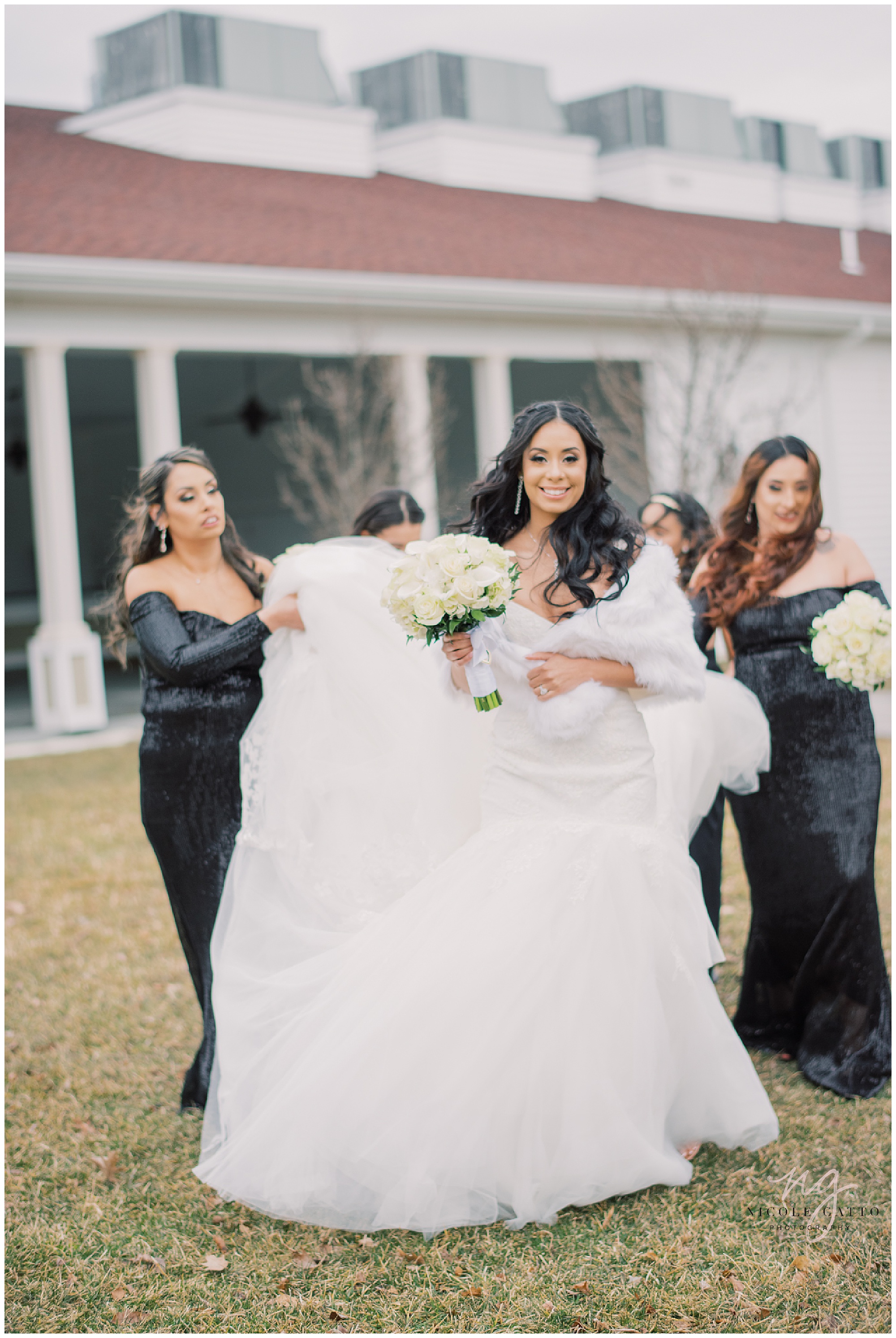 Wedding_ceremony_at_Avanti_mansion_Library_0176.jpg