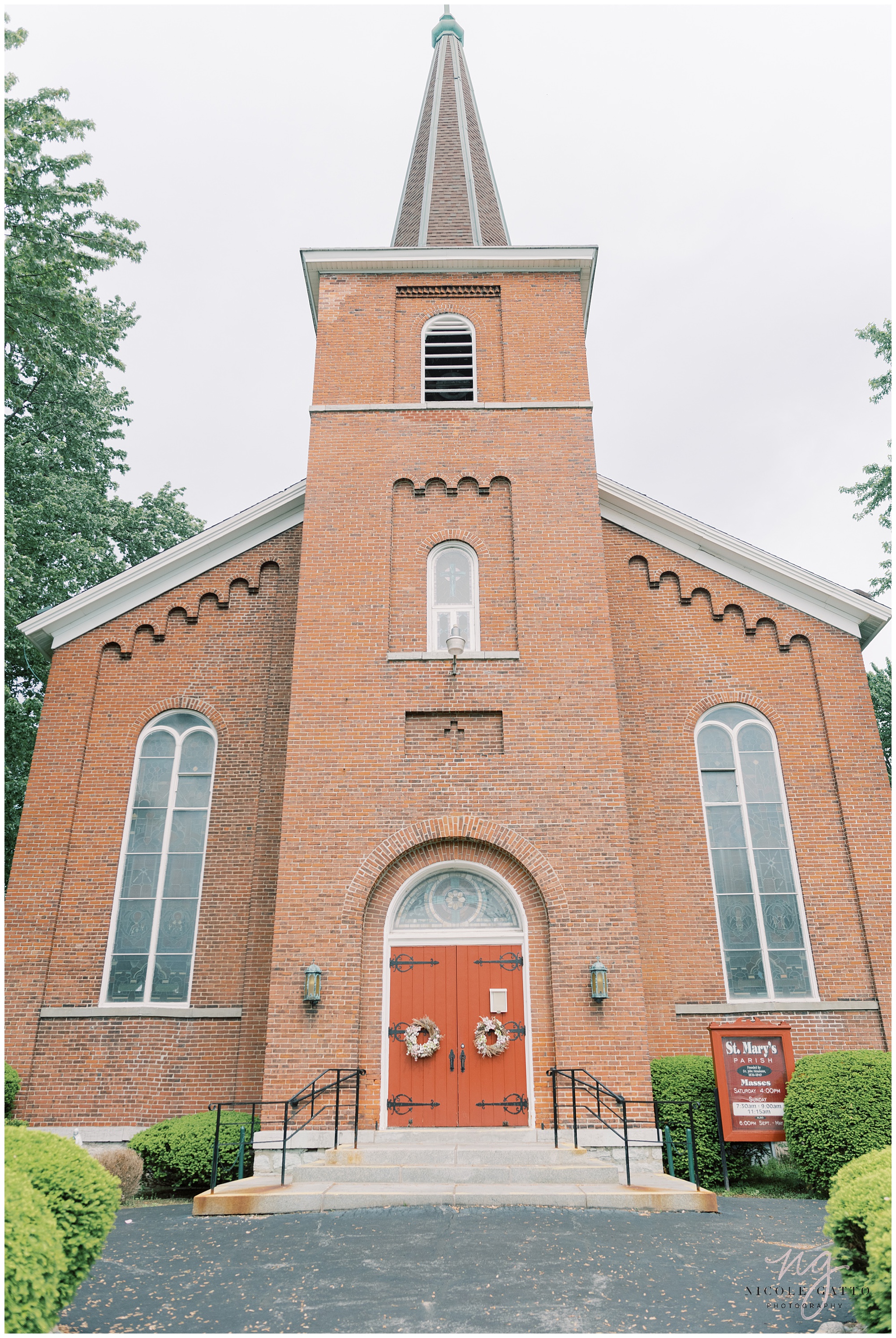 St._Marys_Church_Amherst_NY_0011.jpg