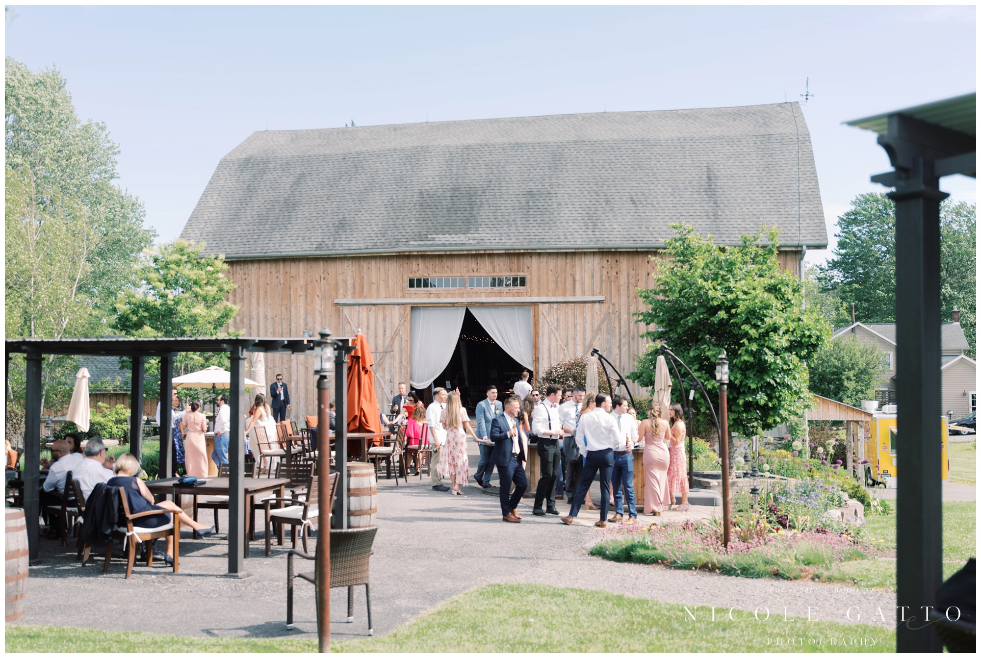 wedding_at_Hayloft_in_the_grove