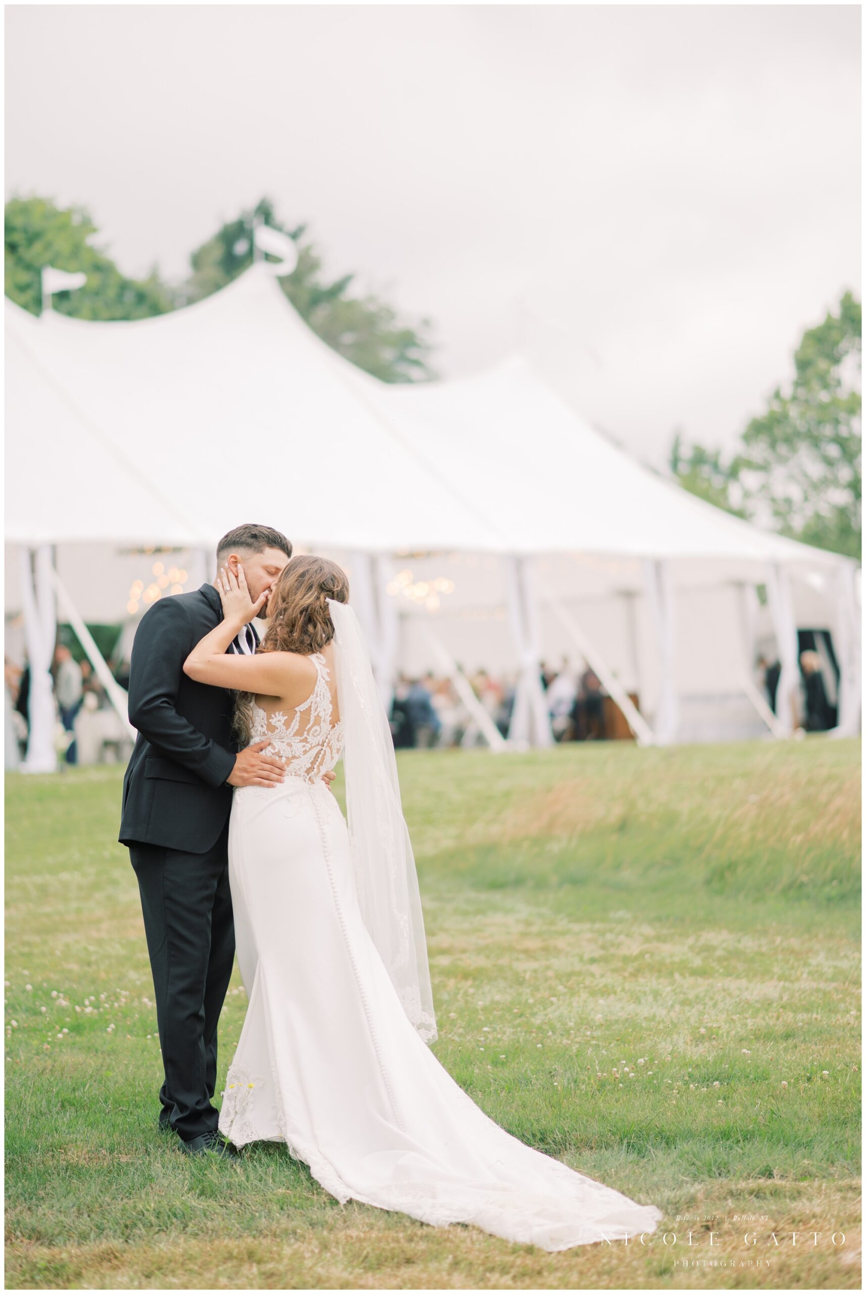 wedding at Knox Farms Mansion